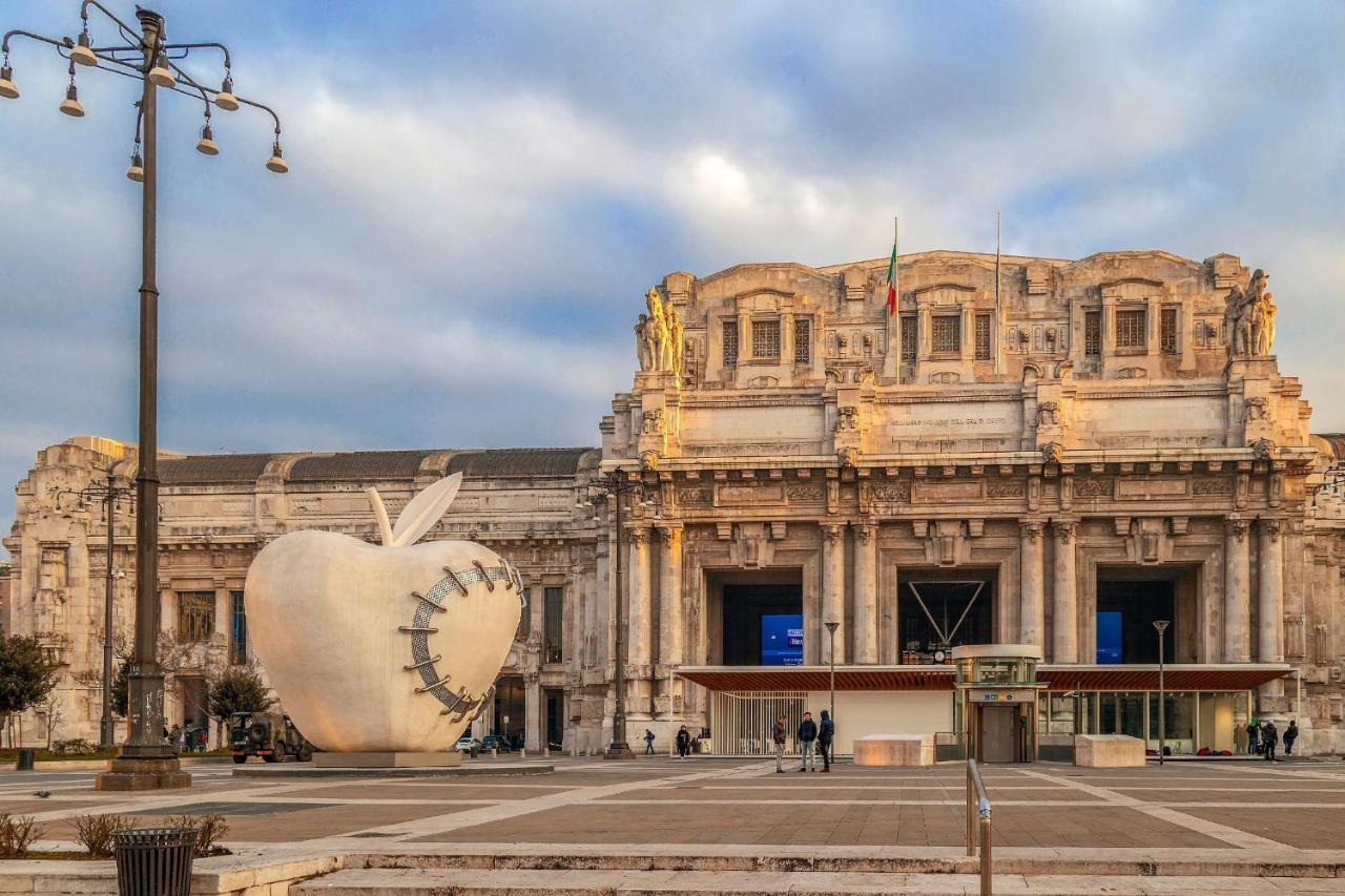 Free Park, Duomo-porta Venezia A 15 Minuti Appartamento *